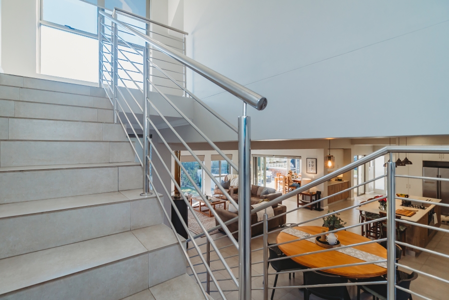 4 Bedroom Property for Sale in Kingswood Golf Estate Western Cape